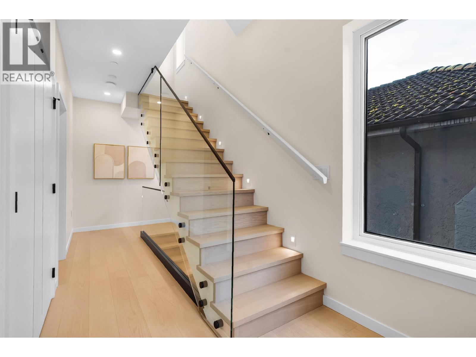 2 2764 W 14th Avenue, Vancouver, British Columbia  V6K 2X2 - Photo 25 - R3110158