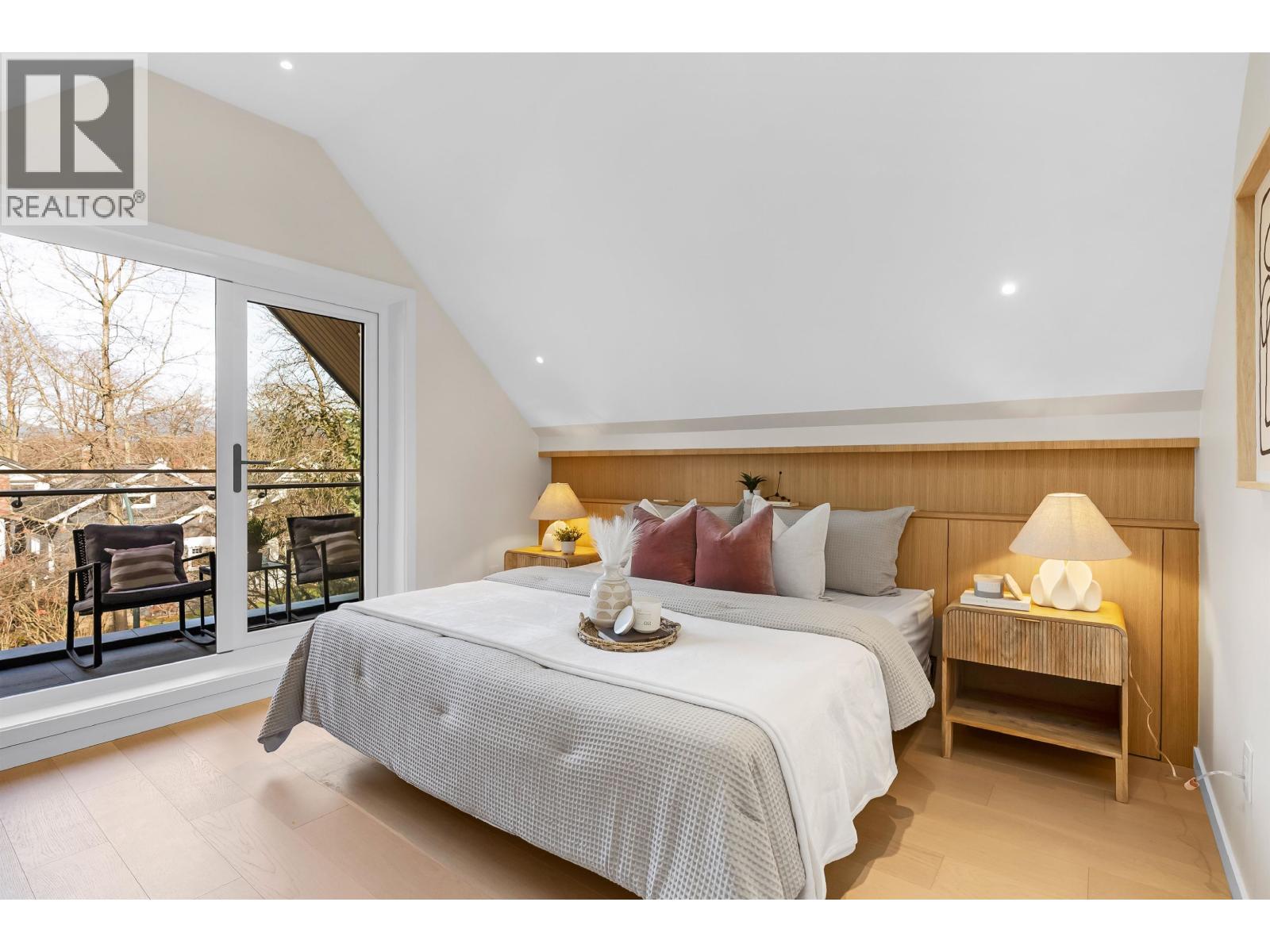 2 2764 W 14th Avenue, Vancouver, British Columbia  V6K 2X2 - Photo 26 - R3110158