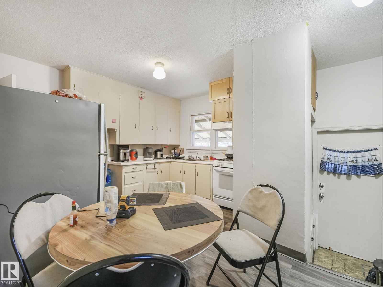 10958 & 52 & 48 108 St NW, Edmonton, Alberta  T5H 3A7 - Photo 18 - E4481370