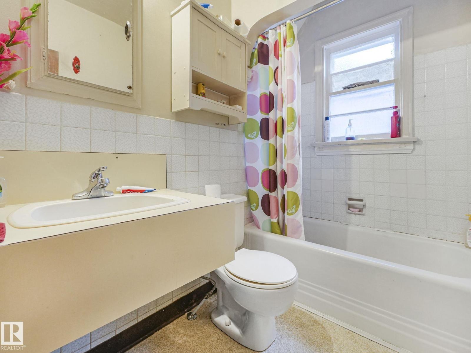 10958 & 52 & 48 108 St NW, Edmonton, Alberta  T5H 3A7 - Photo 20 - E4481370