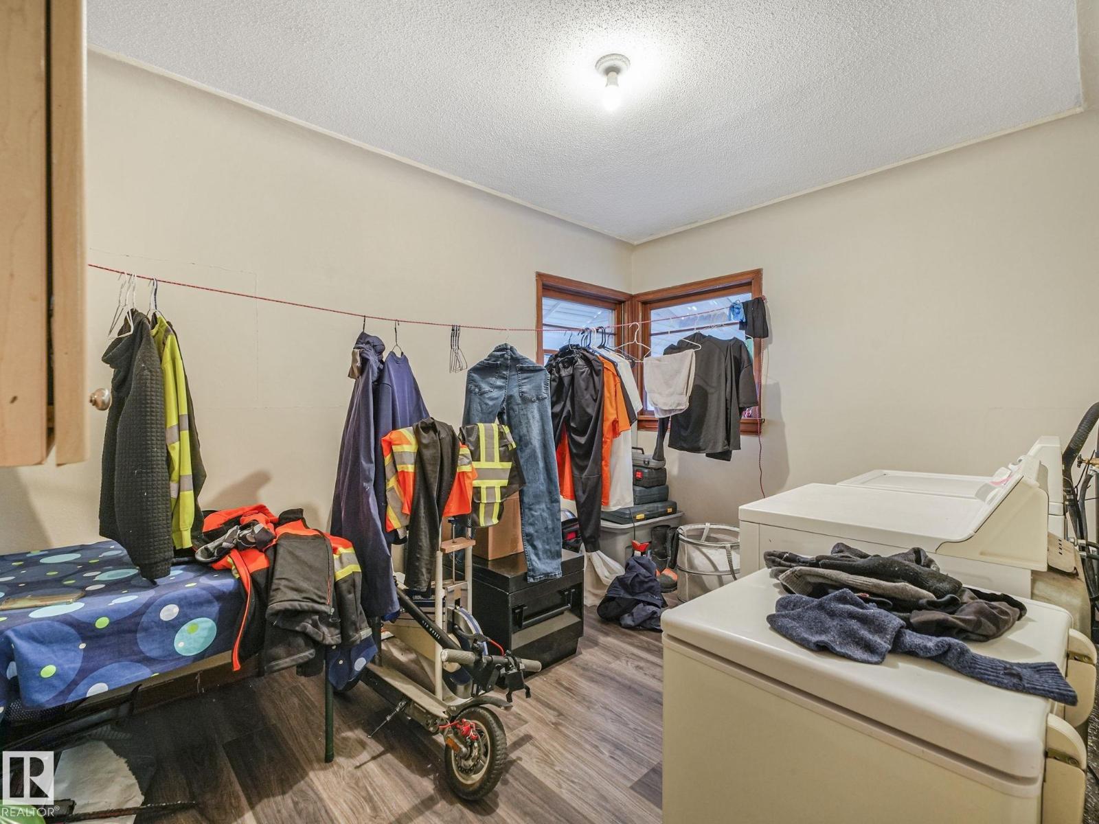 10958 & 52 & 48 108 St NW, Edmonton, Alberta  T5H 3A7 - Photo 22 - E4481370