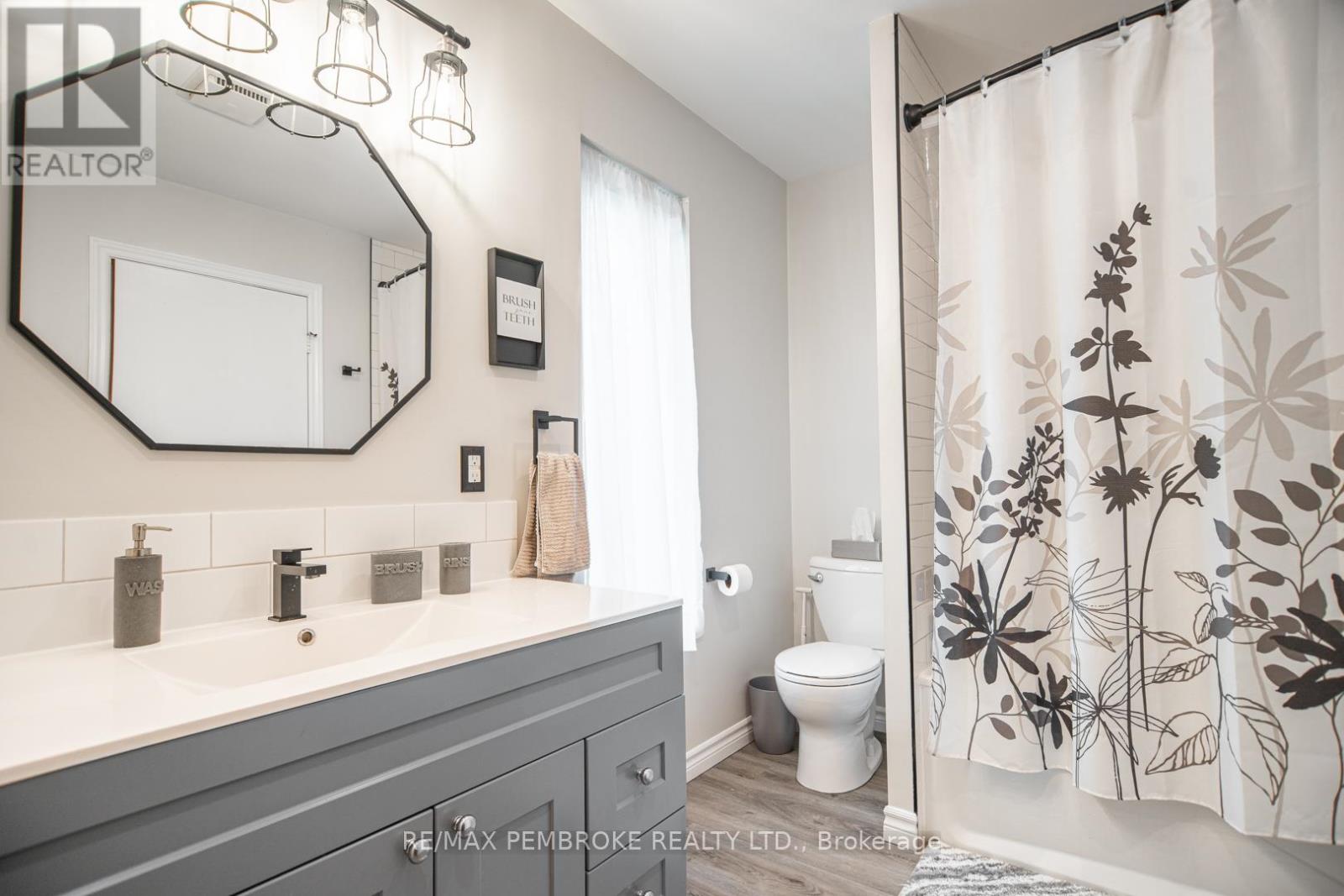 177 Sylvan Drive, Petawawa, Ontario  K8A 6W7 - Photo 22 - X12848004