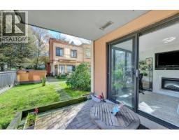 304 511 ROCHESTER AVENUE, Coquitlam, British Columbia