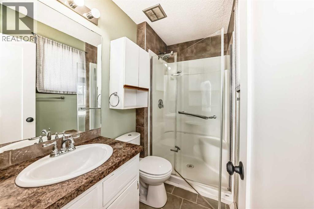 5122 44 Street, Olds, Alberta  T4H 1M3 - Photo 18 - A2291622