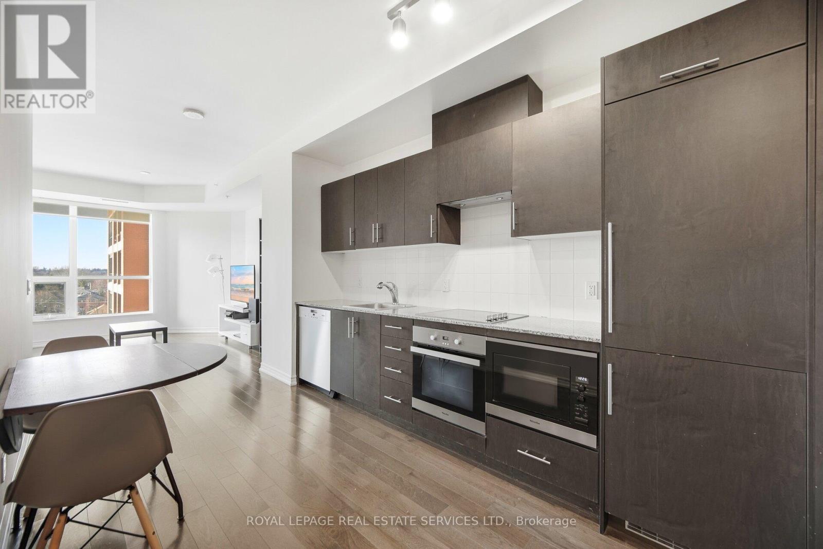 602 - 23 Glebe Road W, Toronto, Ontario  M5P 0A1 - Photo 8 - C12988264