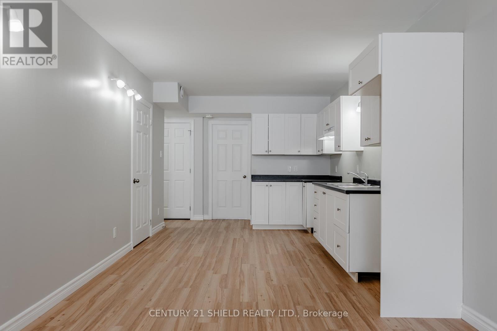 A - 5 William Street, North Stormont, Ontario K0C 1K0 - Photo 15 - X12988254