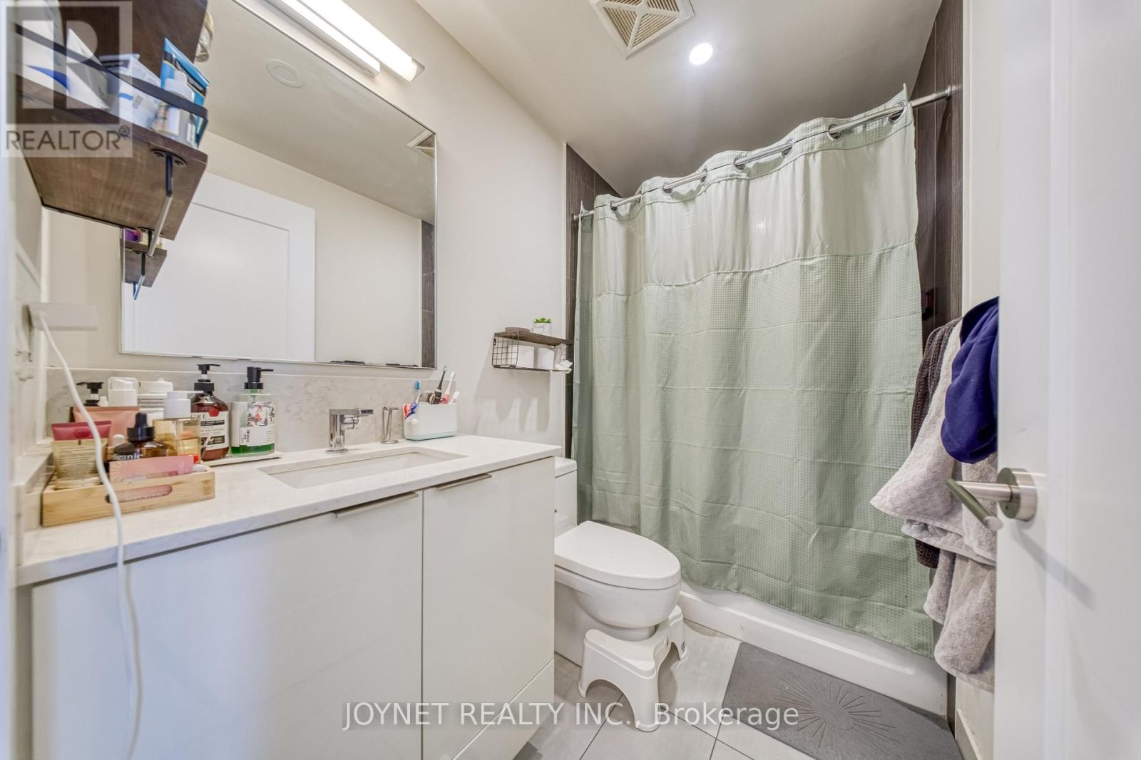 1201 - 28 Freeland Street, Toronto, Ontario  M5E 0E3 - Photo 15 - C12820810