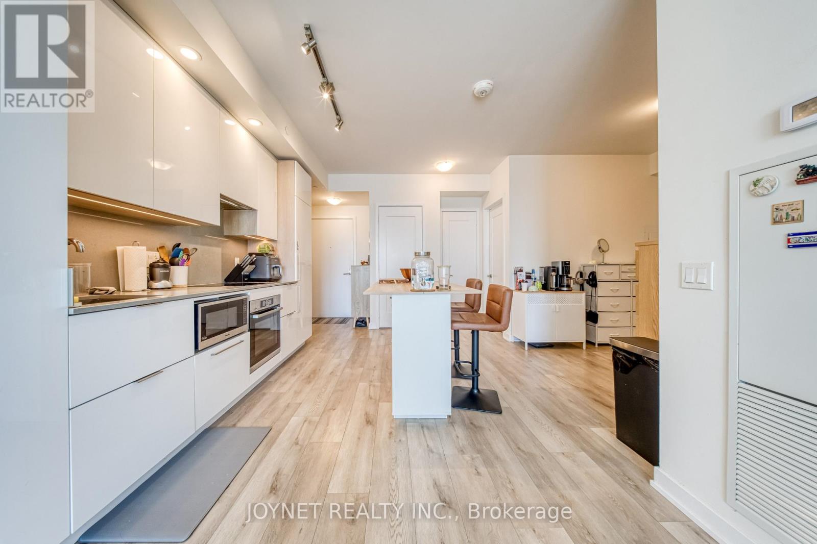 1201 - 28 Freeland Street, Toronto, Ontario  M5E 0E3 - Photo 6 - C12820810