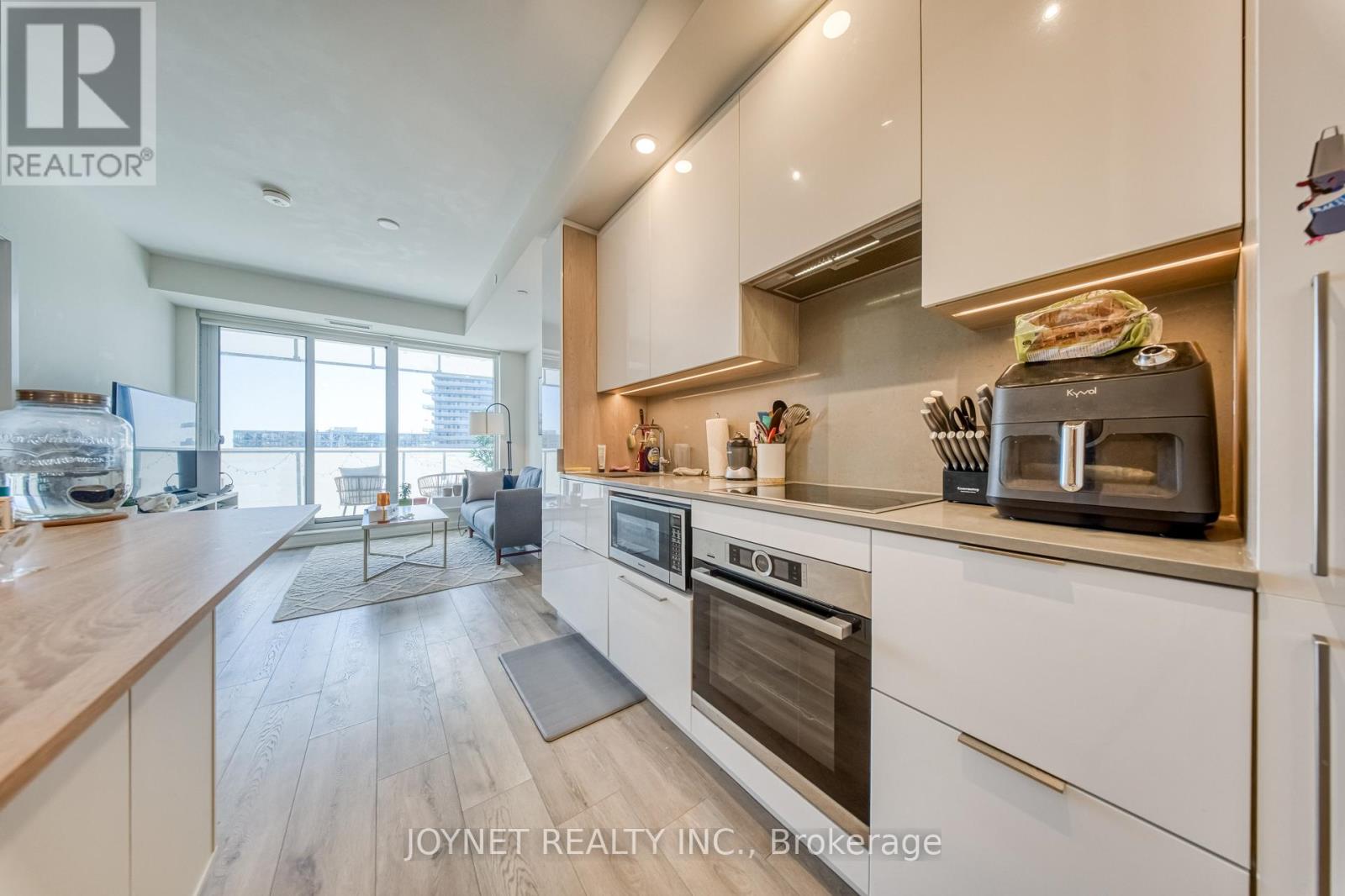 1201 - 28 Freeland Street, Toronto, Ontario  M5E 0E3 - Photo 5 - C12820810