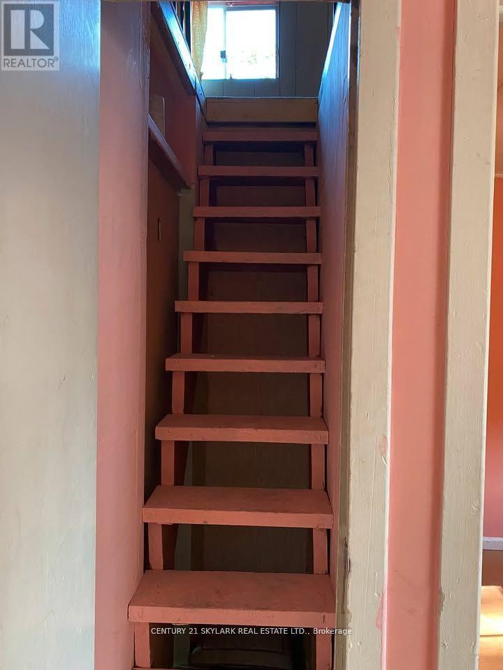 152 Selkirk Avenue, Hamilton, Ontario  L8H 5M2 - Photo 10 - X12964844