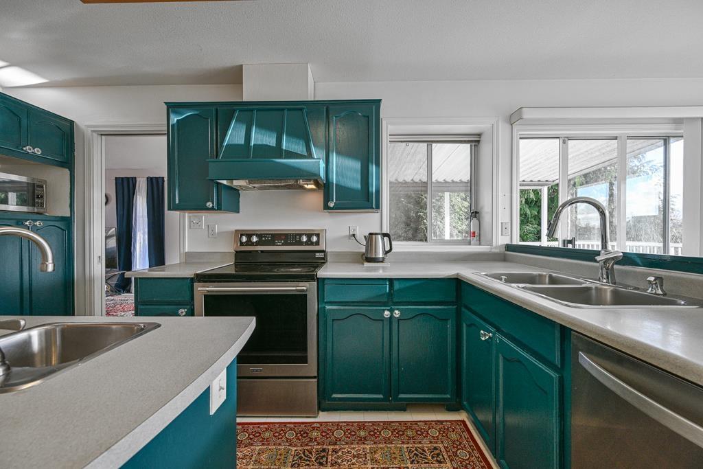 32948 10th Avenue, Mission, British Columbia  V2V 2K3 - Photo 8 - R3105599