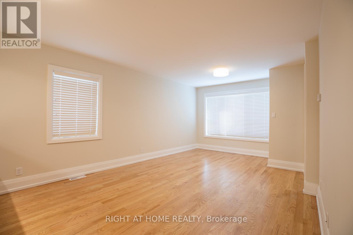 32 Varsity Road, Toronto, Ontario  M6S 4N5 - Photo 4 - W12988272