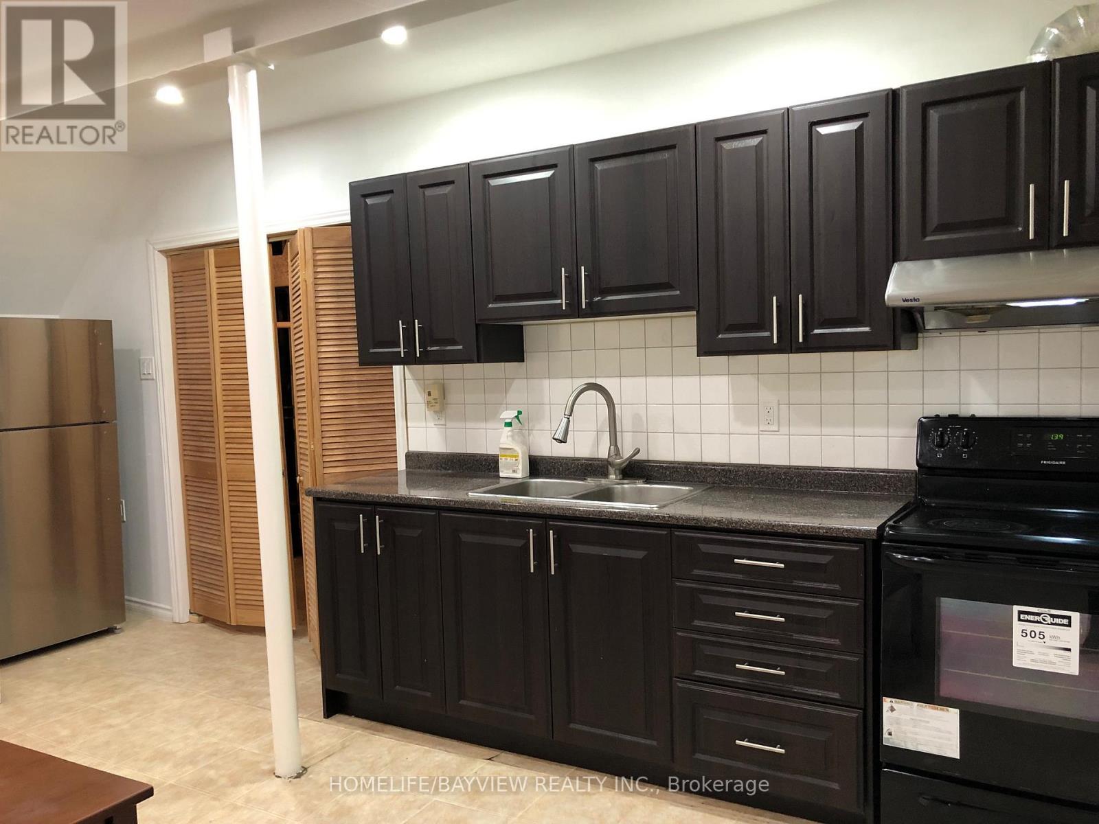 Bsmt - 201 Westmore Drive, Toronto, Ontario  M9V 4N3 - Photo 7 - W12988274