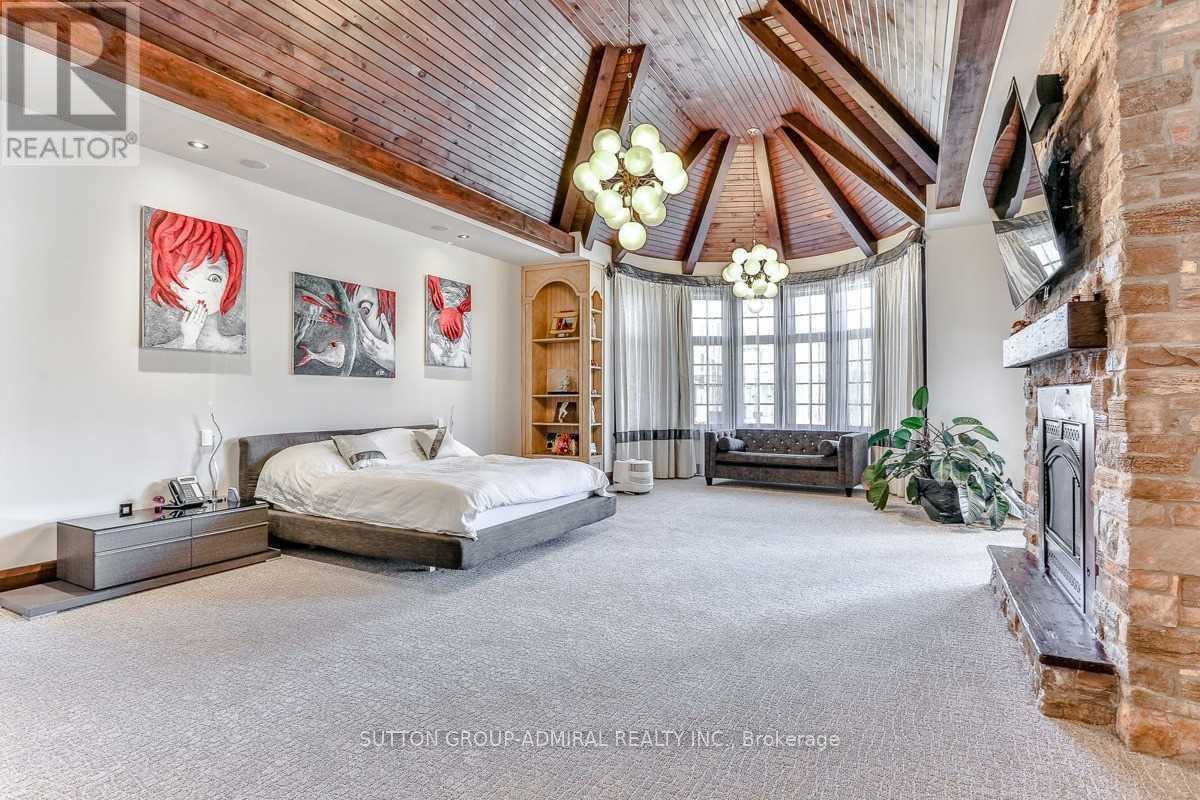 66 Scotch Valley Drive, King, Ontario  L7B 1L9 - Photo 17 - N12984392