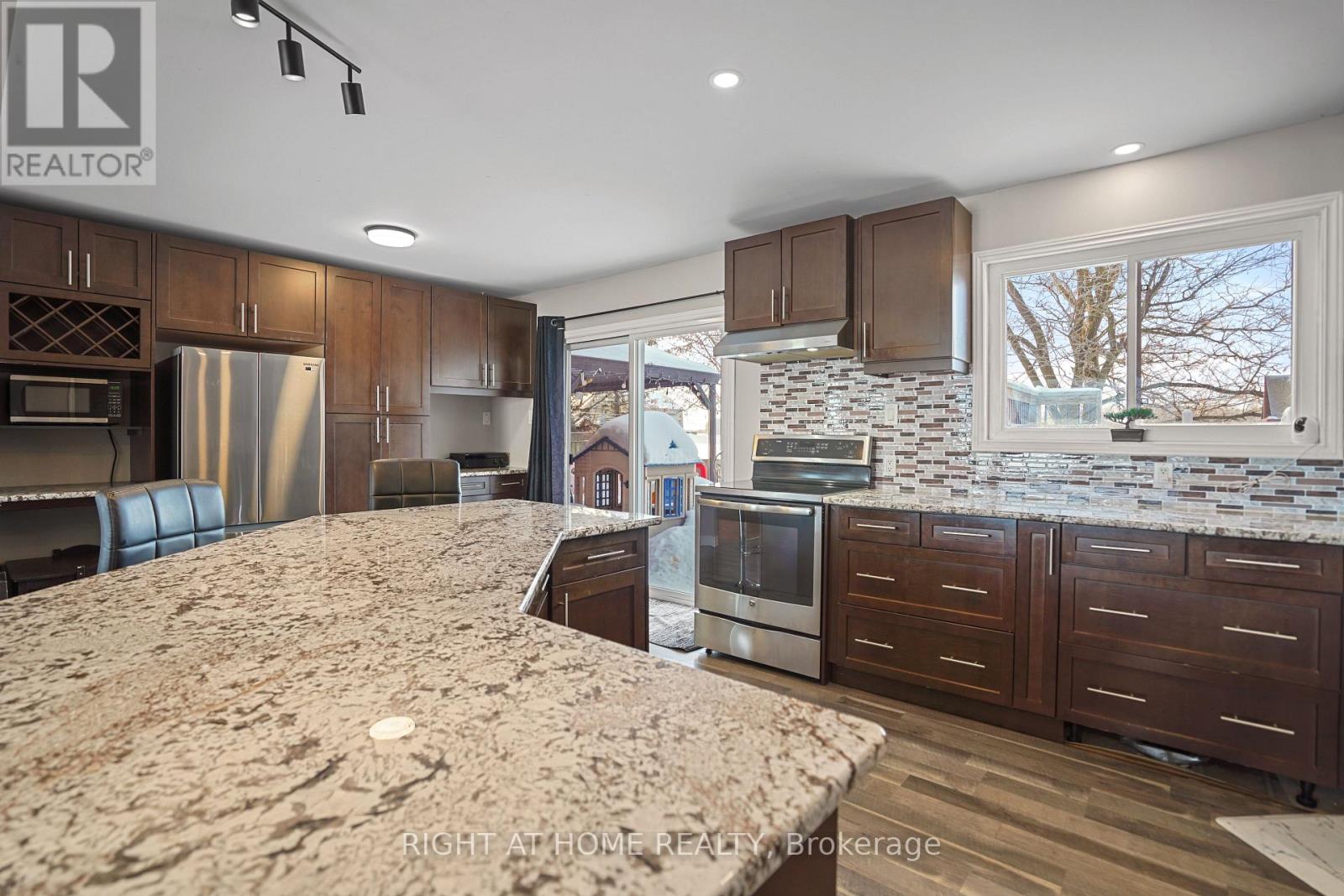 4021 Line 56 Line E, Perth East, Ontario  N0K 1M0 - Photo 14 - X12795388