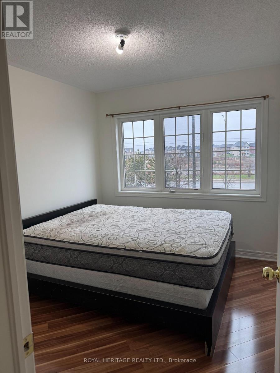 Main - 49 Everingham Circle, Brampton, Ontario  L6R 0R9 - Photo 14 - W12985818