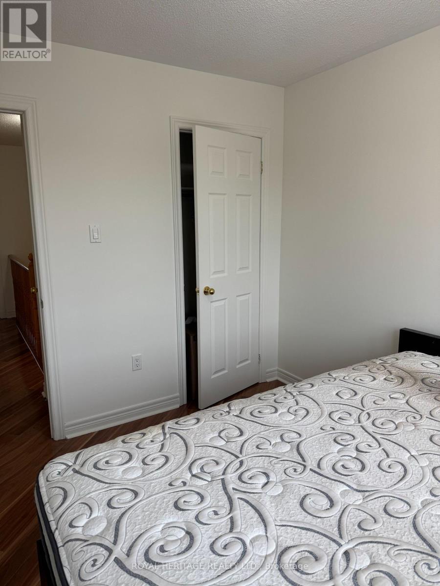 Main - 49 Everingham Circle, Brampton, Ontario  L6R 0R9 - Photo 13 - W12985818