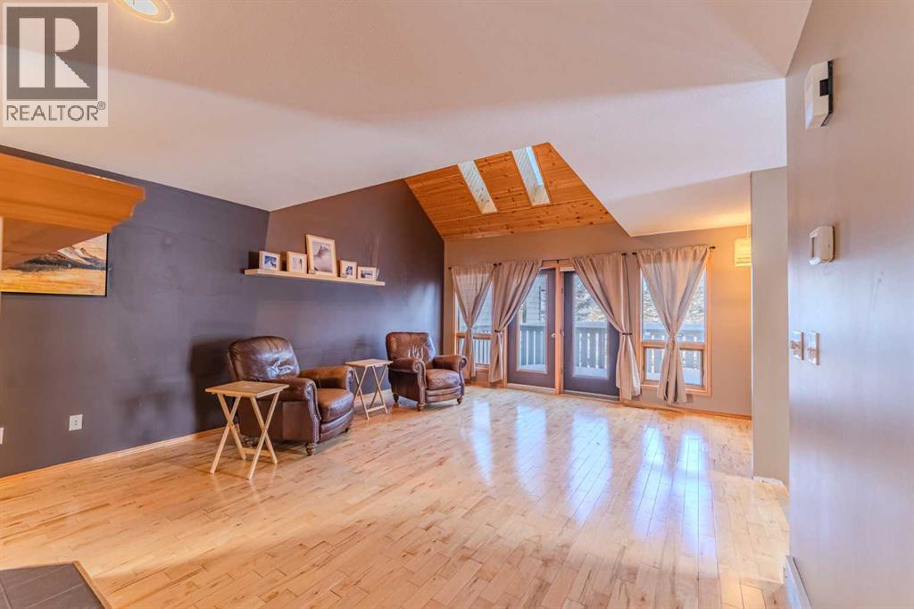 4, 1000 Cougar Creek Drive, Canmore, Alberta  T1W 1C7 - Photo 7 - A2298455