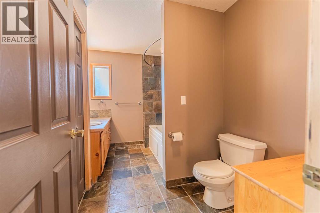 4, 1000 Cougar Creek Drive, Canmore, Alberta  T1W 1C7 - Photo 29 - A2298455