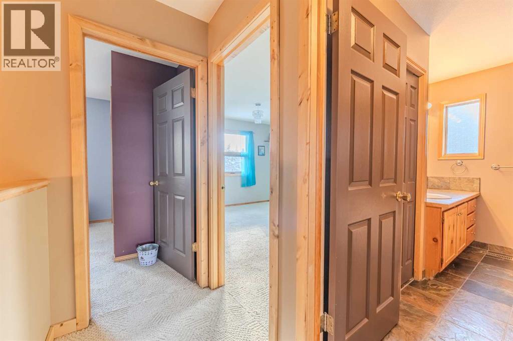 4, 1000 Cougar Creek Drive, Canmore, Alberta  T1W 1C7 - Photo 26 - A2298455