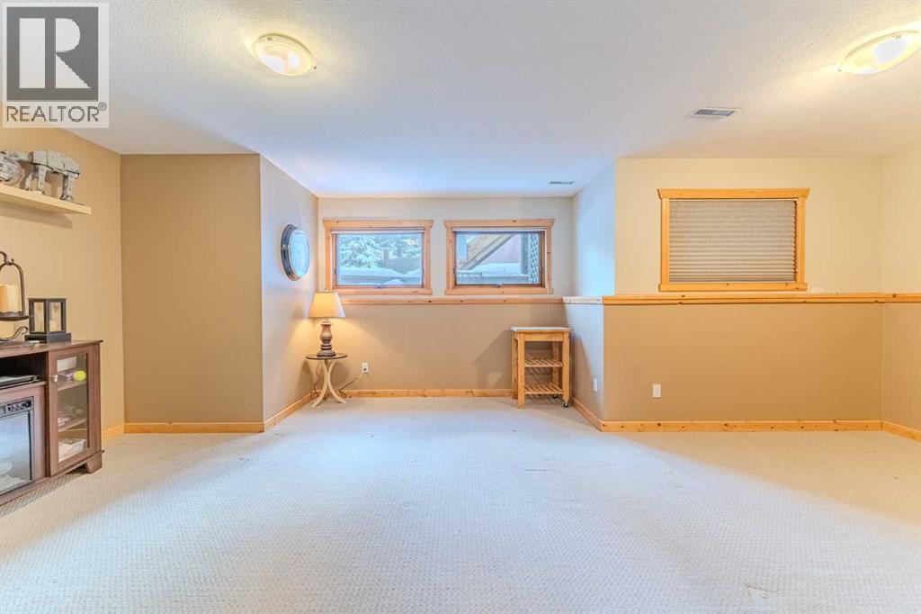 4, 1000 Cougar Creek Drive, Canmore, Alberta  T1W 1C7 - Photo 39 - A2298455