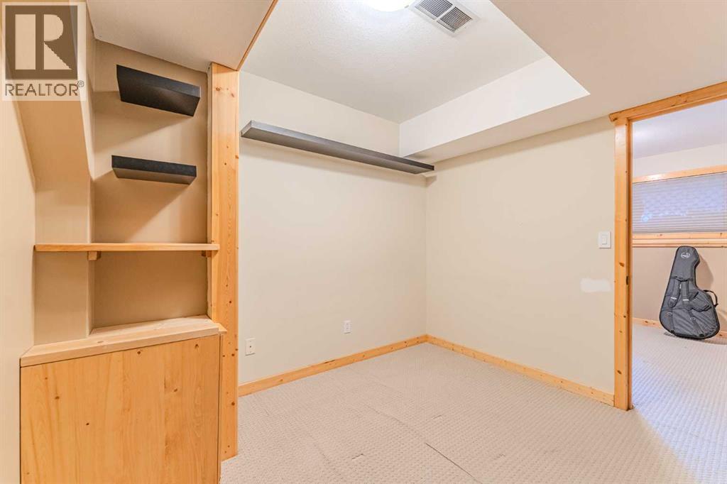 4, 1000 Cougar Creek Drive, Canmore, Alberta  T1W 1C7 - Photo 40 - A2298455