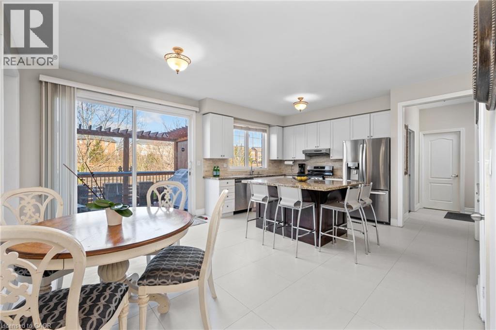 2295 Glazebrook Circle, Oakville, Ontario  L6M 5B5 - Photo 4 - 40815726