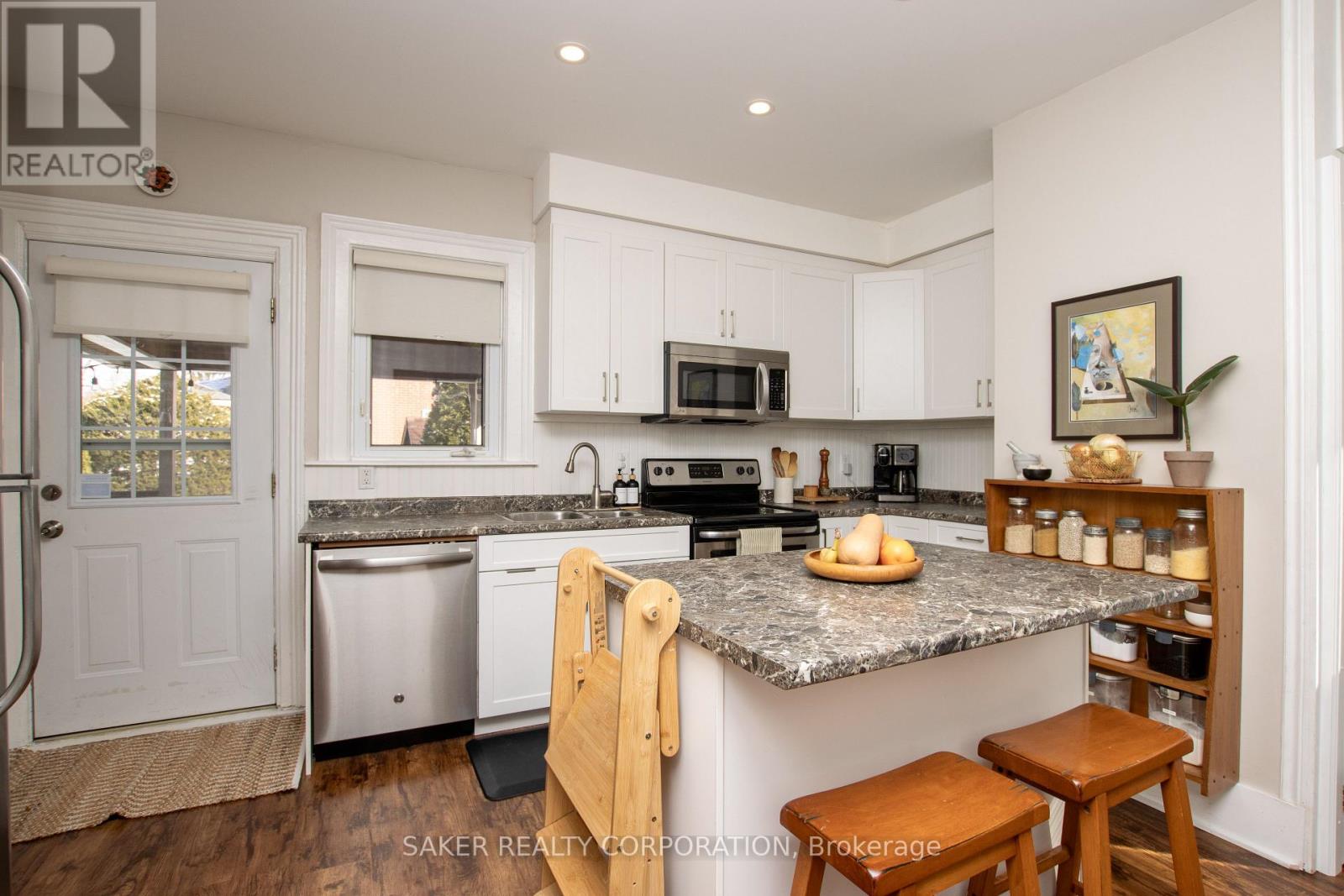 688 William Street, London East, Ontario  N5Y 2R2 - Photo 10 - X12988298