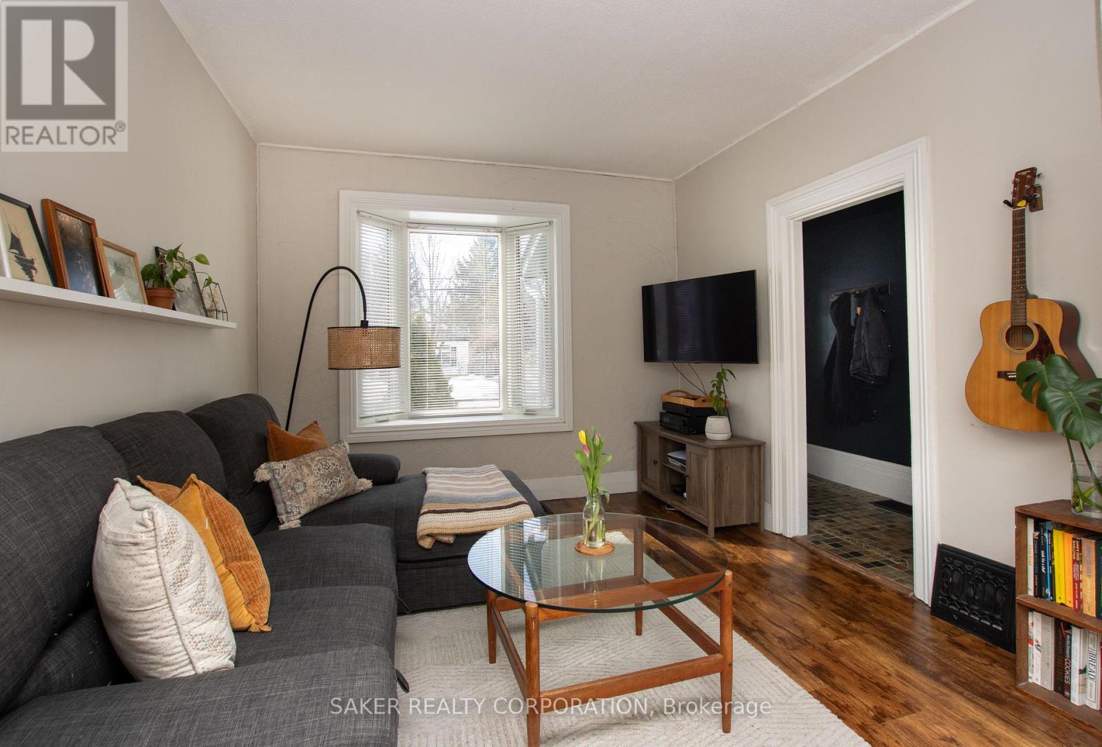 688 William Street, London East, Ontario  N5Y 2R2 - Photo 3 - X12988298