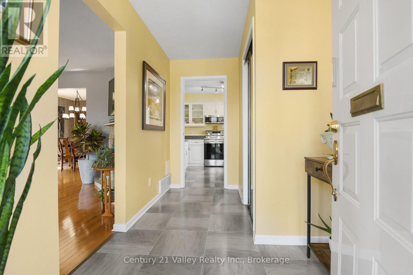 862 Kedrosky Drive, Renfrew, Ontario  K7V 4E2 - Photo 6 - X12988336