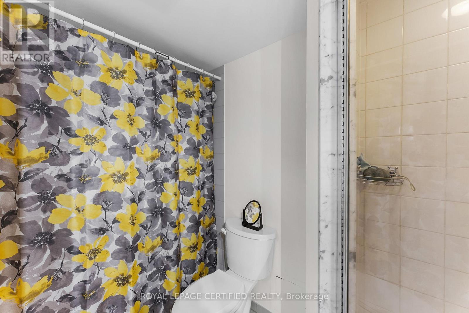 210 - 700 Constellation Drive, Mississauga, Ontario  L5R 3G8 - Photo 21 - W12987894