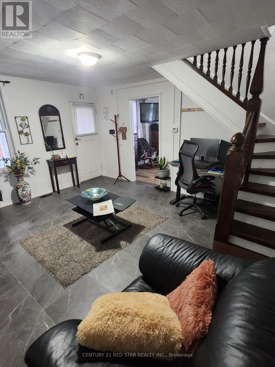 436 Elliott Street W, Windsor, Ontario  N9A 5Z2 - Photo 6 - X12987488