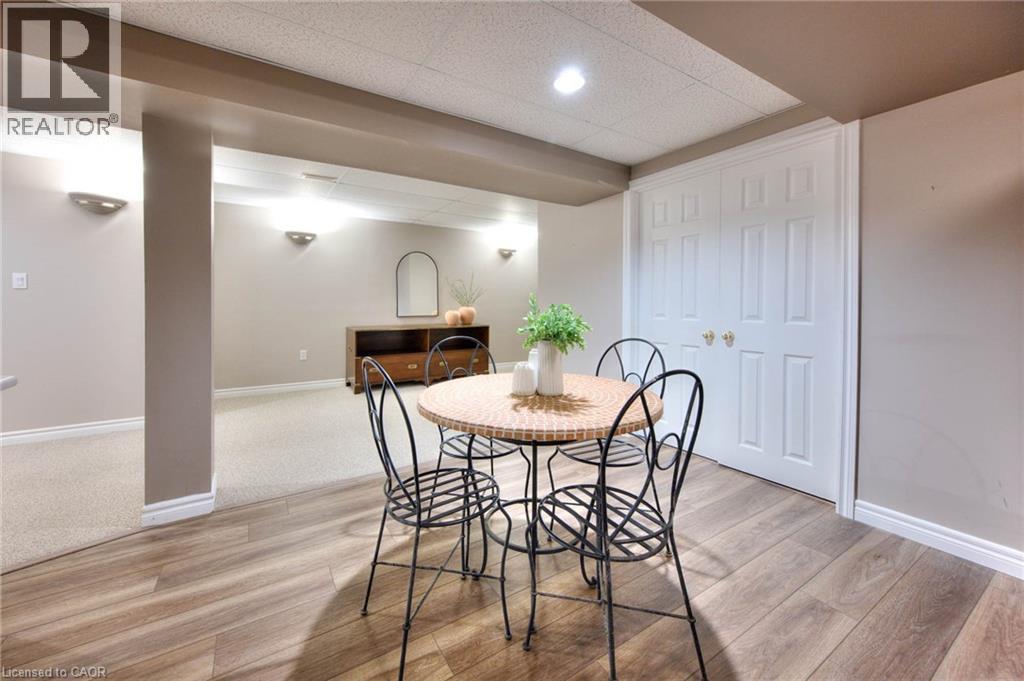 36 Fullerton Street, Waterloo, Ontario  N2L 6L4 - Photo 35 - 40819139