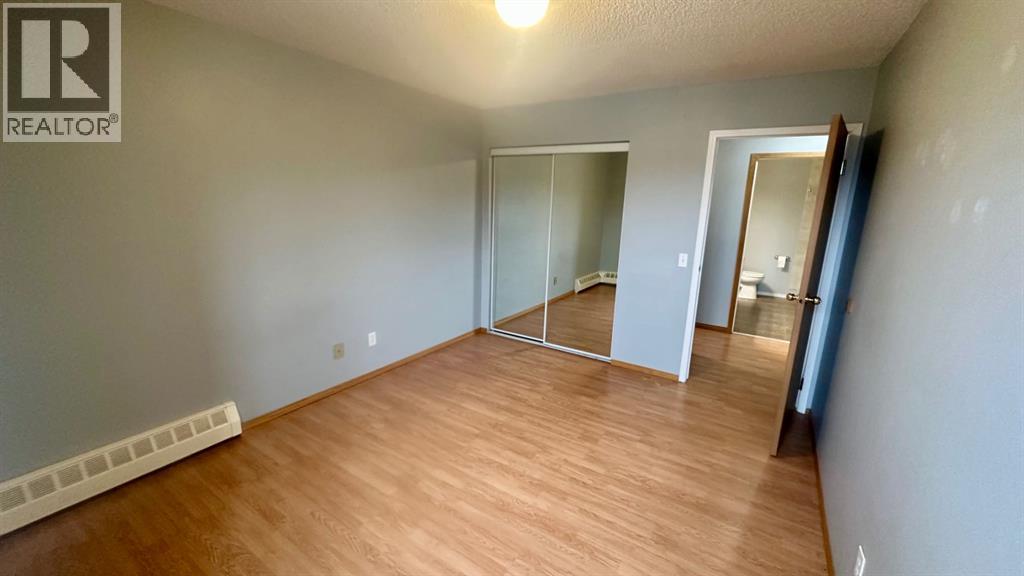 8, 6203 Bowness Road Nw, Calgary, Alberta T3B 0E2 - Photo 7 - A2296202