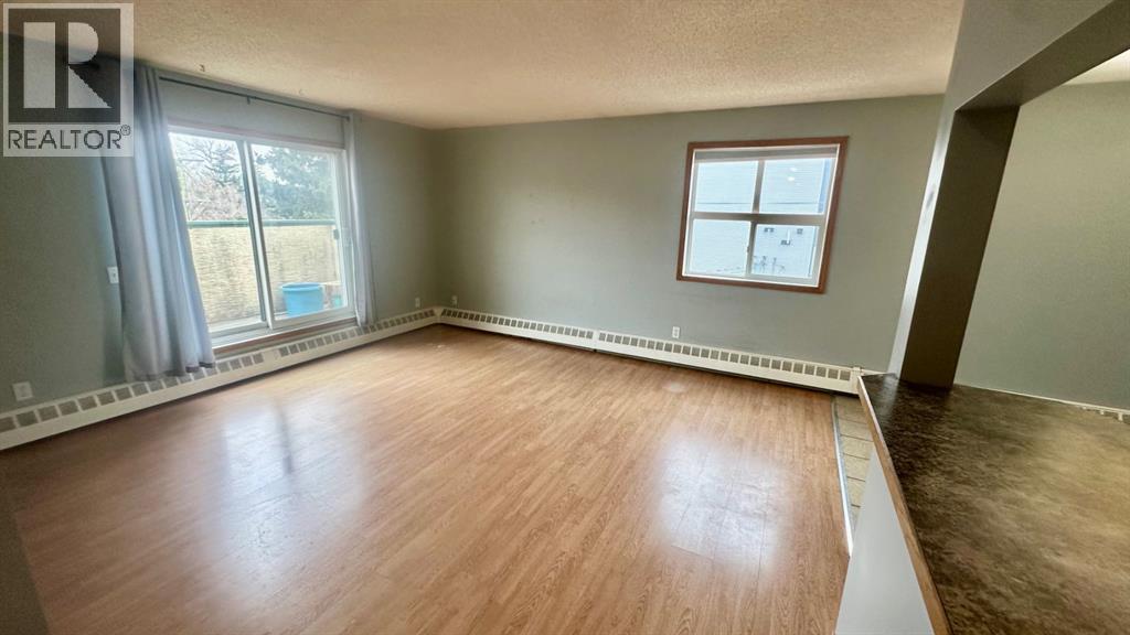 8, 6203 Bowness Road Nw, Calgary, Alberta T3B 0E2 - Photo 5 - A2296202