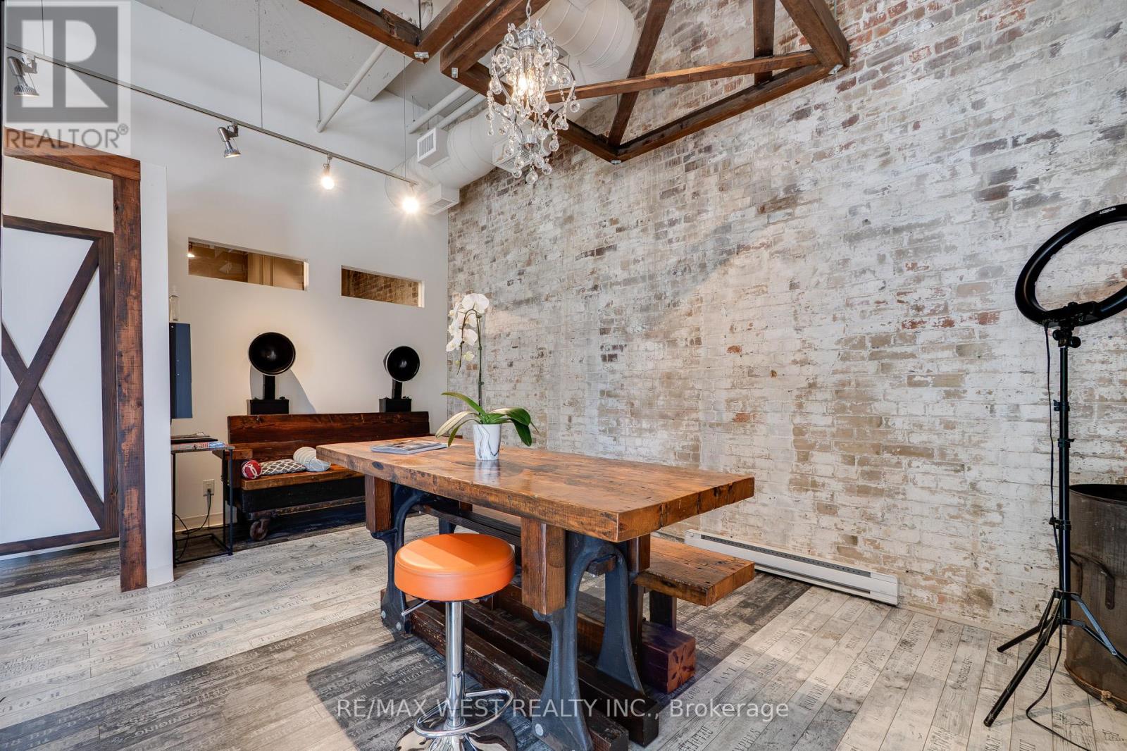 90 Distillery Lane, Toronto, Ontario  M5A 4R2 - Photo 20 - C12988308