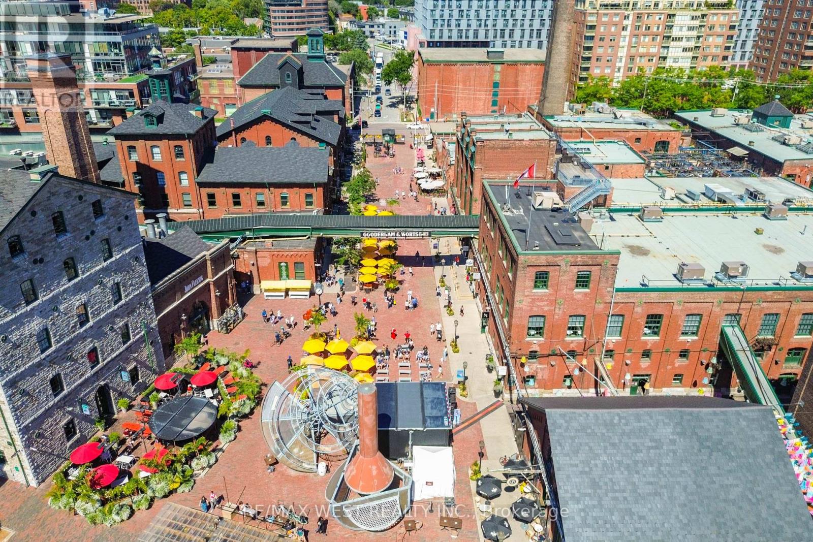 90 Distillery Lane, Toronto, Ontario  M5A 4R2 - Photo 32 - C12988308