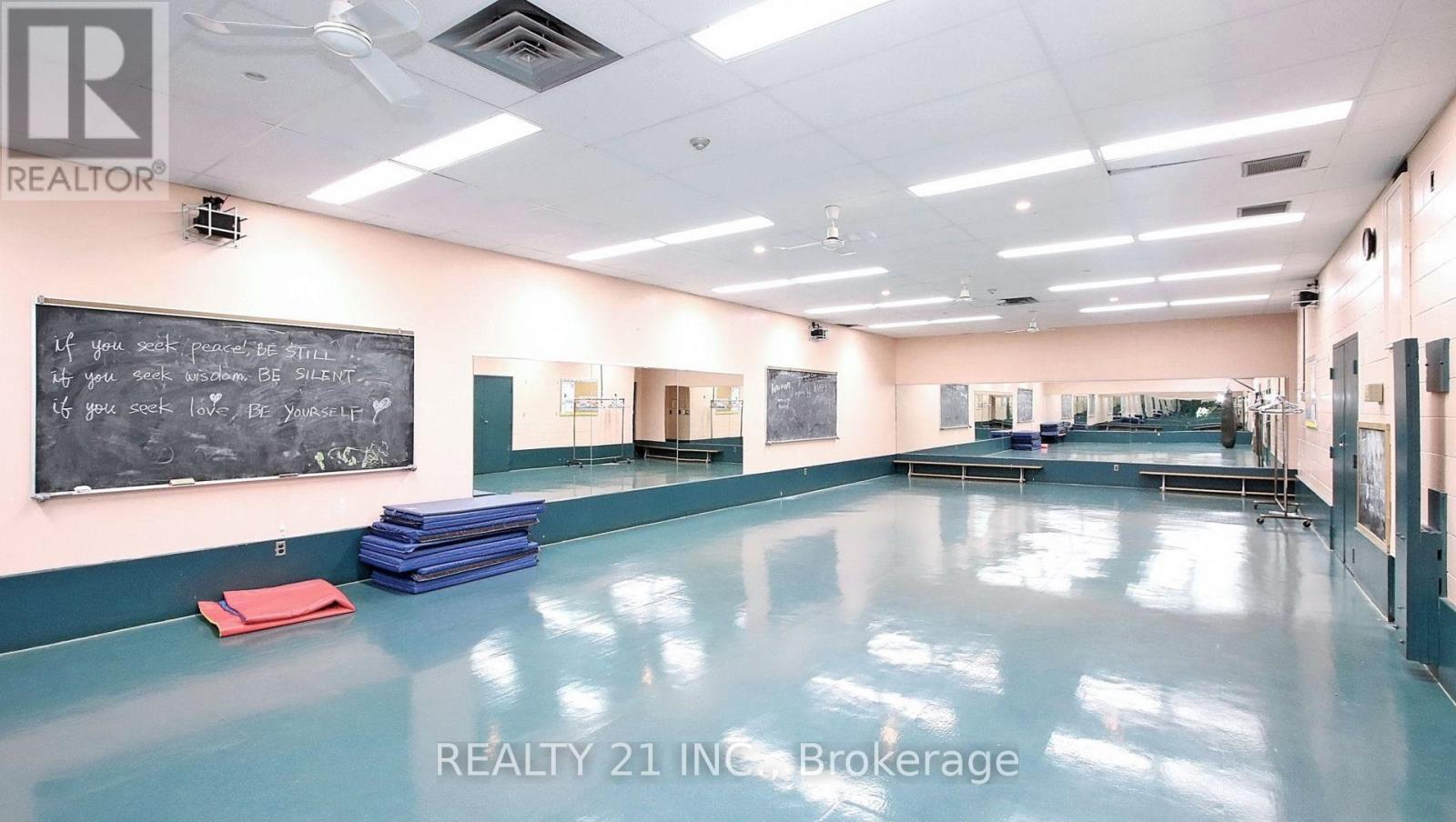 2103 - 5 Massey Square, Toronto, Ontario  M4C 5L6 - Photo 27 - E12988314