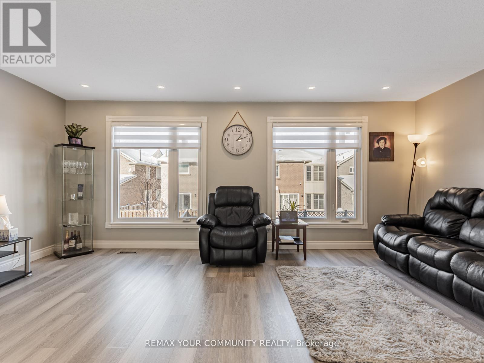 60 Dana Crescent, Vaughan, Ontario  L4J 2R5 - Photo 13 - N12988300