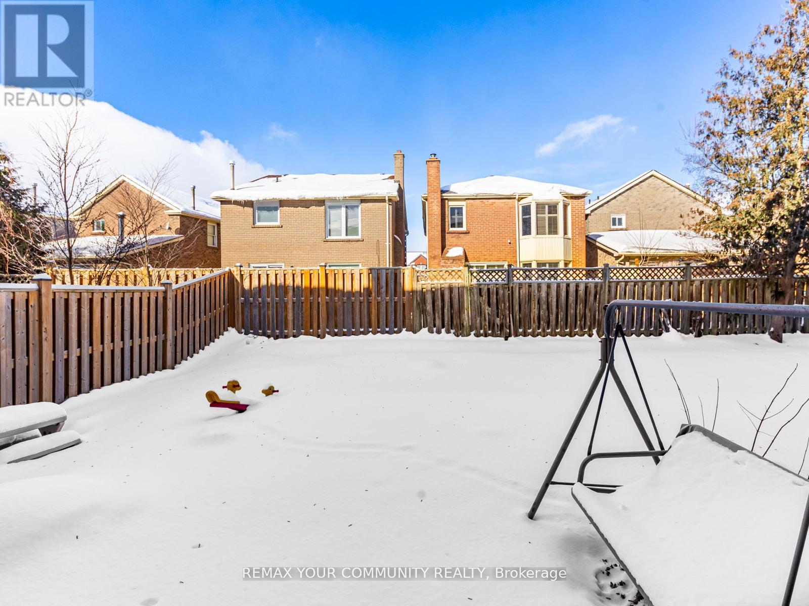 60 Dana Crescent, Vaughan, Ontario  L4J 2R5 - Photo 34 - N12988300