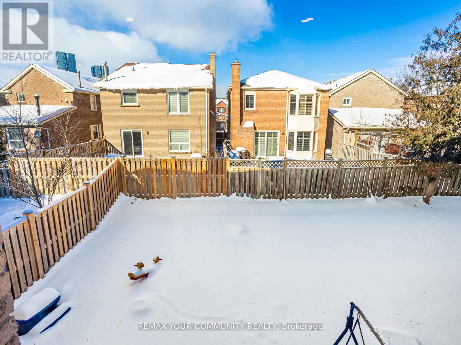 60 Dana Crescent, Vaughan, Ontario  L4J 2R5 - Photo 35 - N12988300