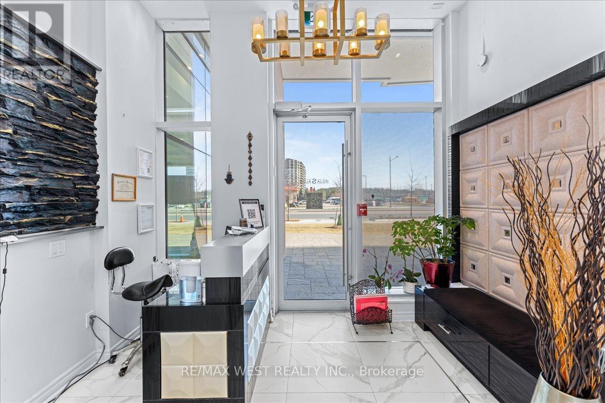 A8 - 9610 Yonge Street, Richmond Hill, Ontario  L4C 1V6 - Photo 14 - N12988302