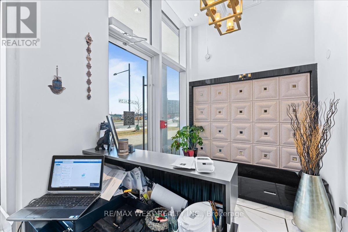 A8 - 9610 Yonge Street, Richmond Hill, Ontario  L4C 1V6 - Photo 17 - N12988302