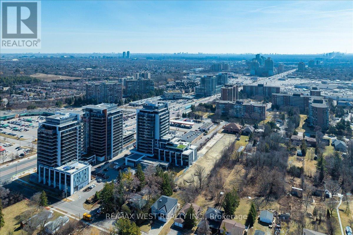 A8 - 9610 Yonge Street, Richmond Hill, Ontario  L4C 1V6 - Photo 30 - N12988302