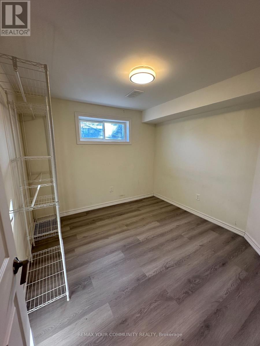 356 Sandford Street, Newmarket, Ontario  L3Y 4S3 - Photo 18 - N12988328