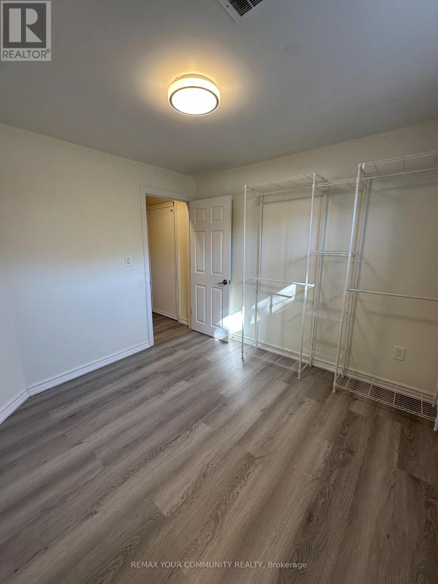 356 Sandford Street, Newmarket, Ontario  L3Y 4S3 - Photo 20 - N12988328