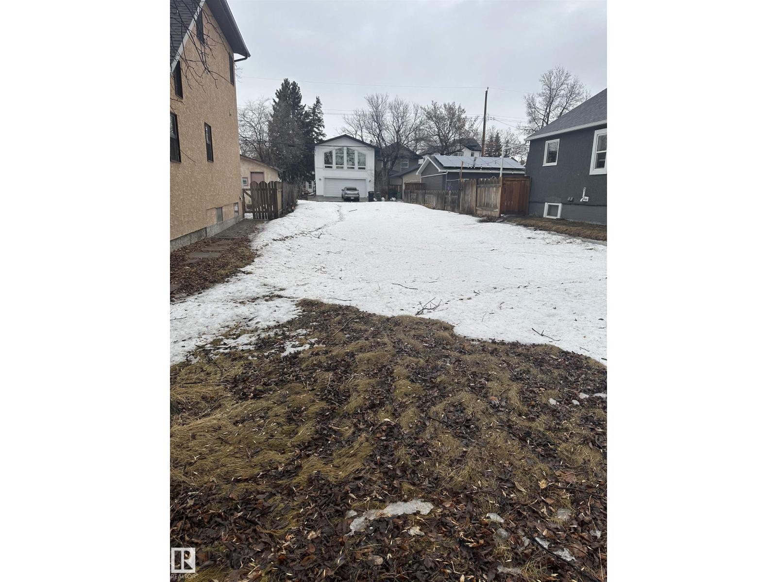 10708 75 AV NW, Edmonton, Alberta