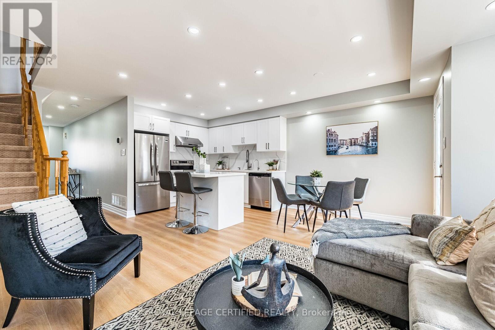 20 Harding Street, Halton Hills, Ontario  L7G 6B1 - Photo 16 - W12988306