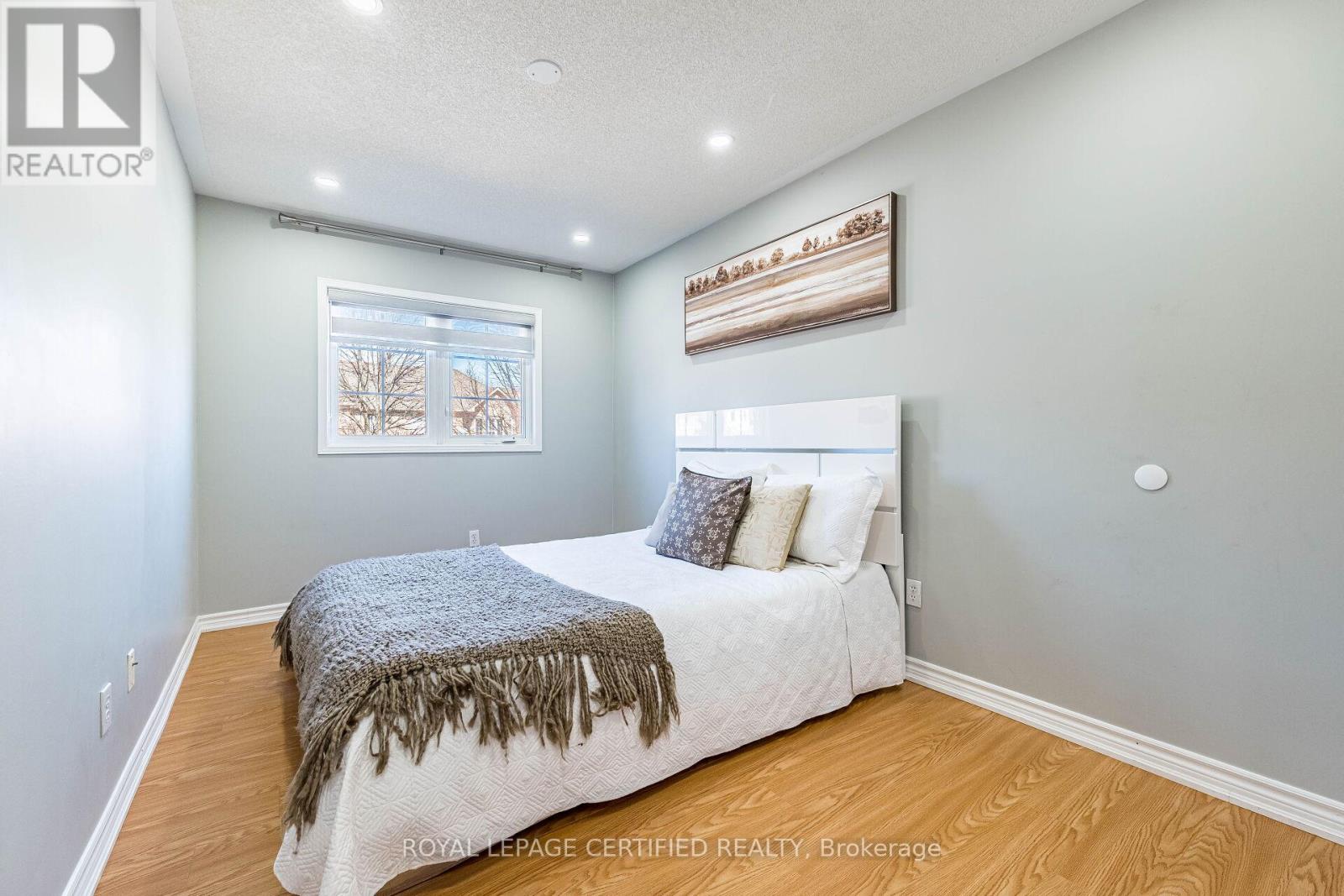 20 Harding Street, Halton Hills, Ontario  L7G 6B1 - Photo 38 - W12988306