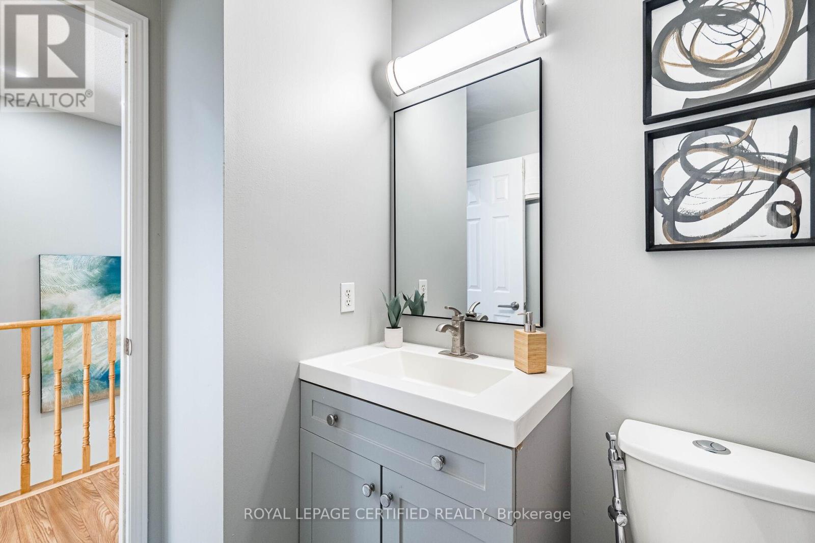 20 Harding Street, Halton Hills, Ontario  L7G 6B1 - Photo 41 - W12988306